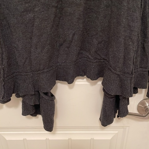 Belldini open cardigan sweater Size small black exposed seams viscose,‎ cashmere - Picture 10 of 14